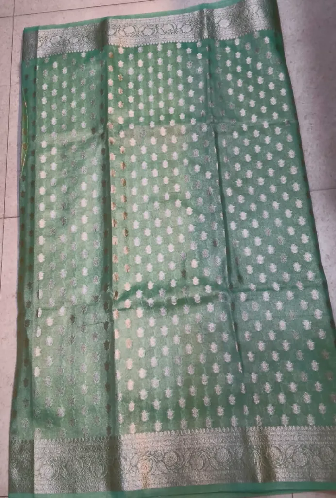 pastel green flower pattern body.webp