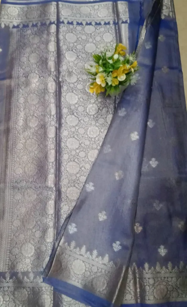 blue tusser flowerwase p.webp