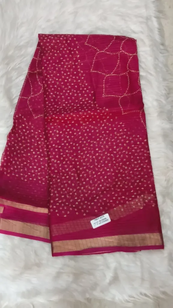 Dhawni Sarees - Maroon