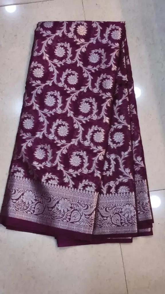 Warm Silk All Over Butta Design- Grape Vine
