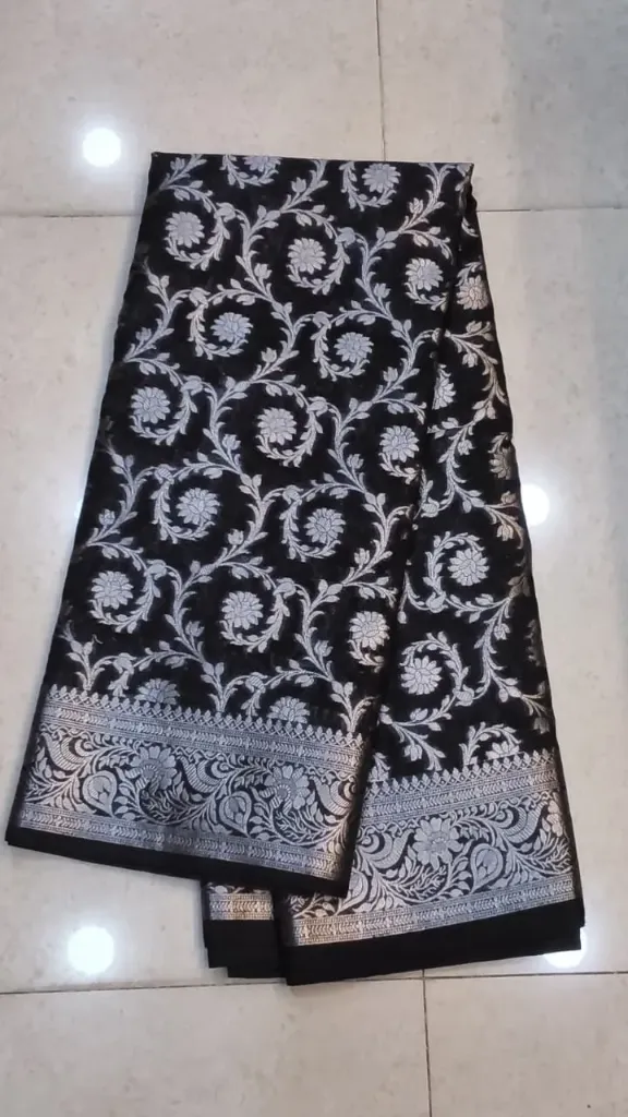 Warm Silk All Over Butta Design- Black