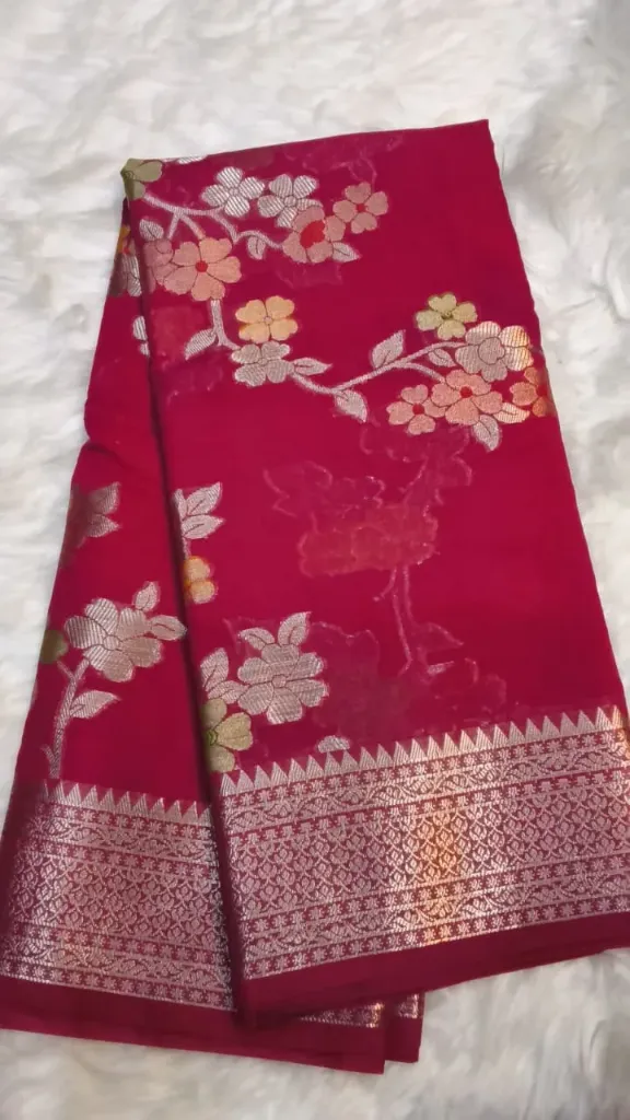 Varanasi Big Flower Pattern - Red